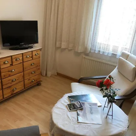 דירה Schoene Gartenwohnung Mit Blick Ins Gruene מאיסהופן