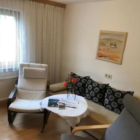 דירה Schoene Gartenwohnung Mit Blick Ins Gruene מאיסהופן