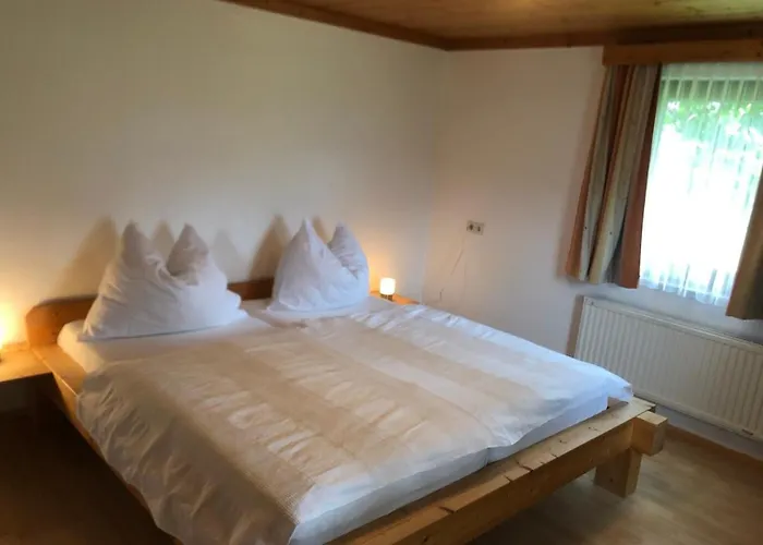 Schöne Gartenwohnung Mit Blick Ins Grüne