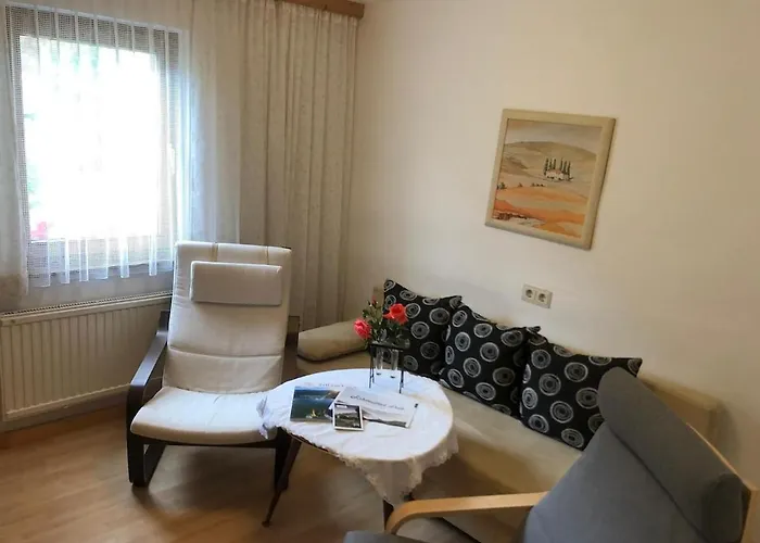 Apartamento Schöne Gartenwohnung Mit Blick Ins Grüne Maishofen